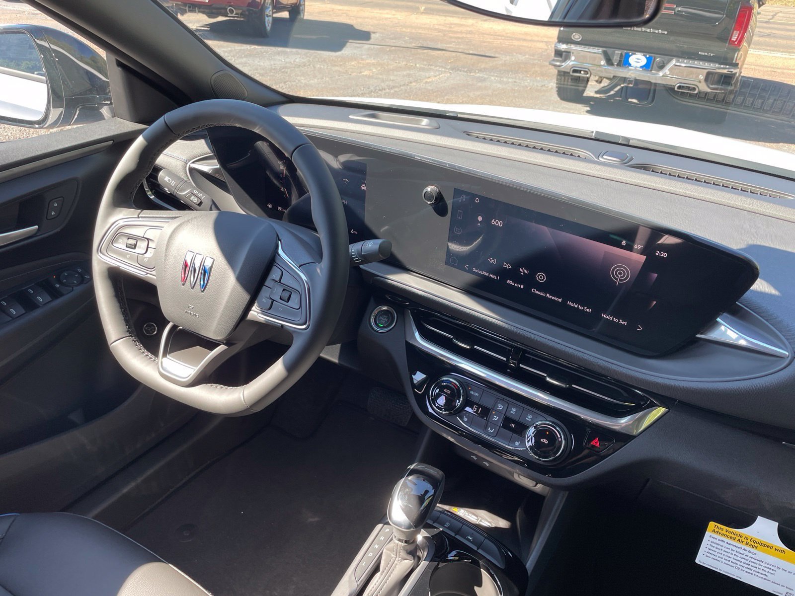 New 2026 Buick Envista Sport Touring w/ Convenience I Package FWD image 31
