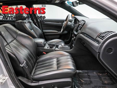 Used 2023 Chrysler 300 S image 26