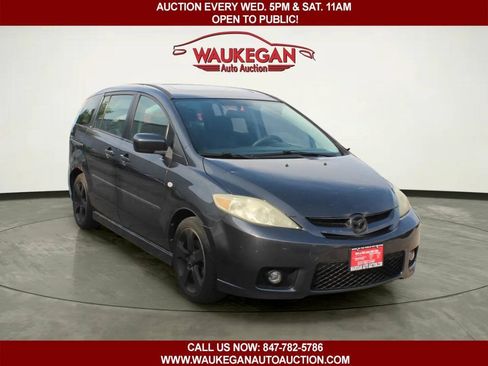 Used 2006 MAZDA MAZDA5 Touring FWD image 2