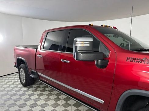 Used 2024 Chevrolet Silverado 2500 High Country w/ High Country Premium Package AWD/4WD image 18