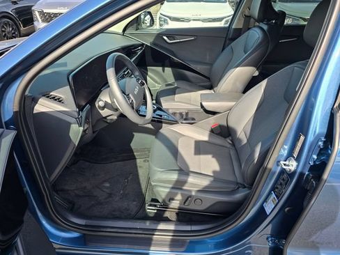 Certified 2024 Kia Niro Wind w/ Wind Preserve Package FWD image 22