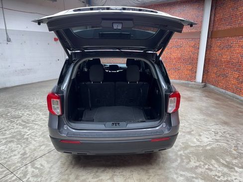 Certified 2022 Ford Explorer XLT image 26