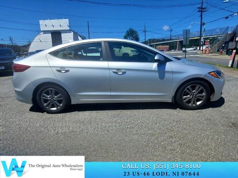 Used 2018 Hyundai Elantra SEL FWD image 7