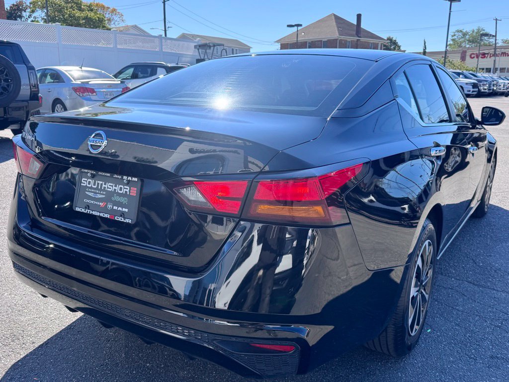 Used 2021 Nissan Altima 2.5 S FWD image 8