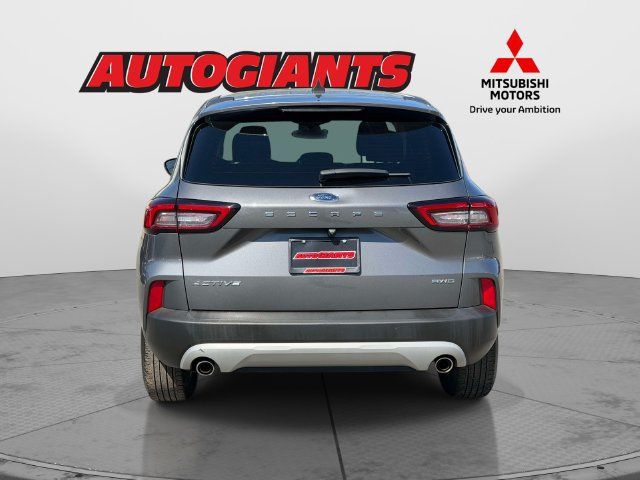 Used 2024 Ford Escape Active AWD/4WD image 5