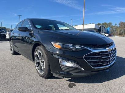 New 2025 Chevrolet Malibu LT