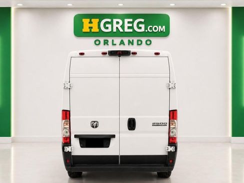 Used 2025 RAM ProMaster 2500 w/ Convenience Group FWD image 8