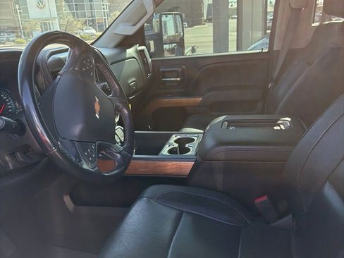 Used 2018 Chevrolet Silverado 2500 LTZ w/ Duramax Plus Package image 7