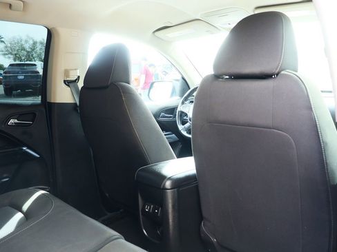 Used 2019 Chevrolet Colorado LT image 28