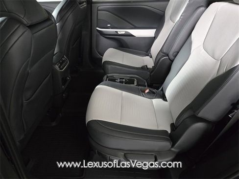 New 2026 Lexus TX 500h AWD image 11