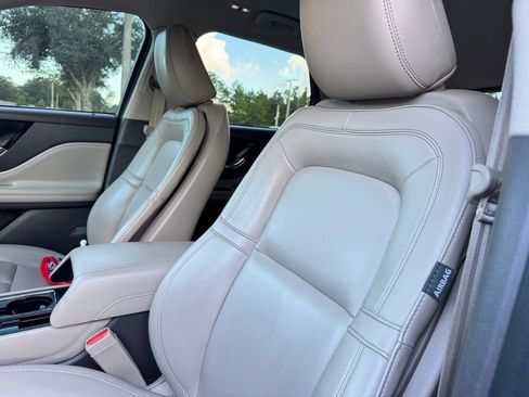 Used 2021 Lincoln Corsair AWD w/ Rear Removable Package Tray image 34