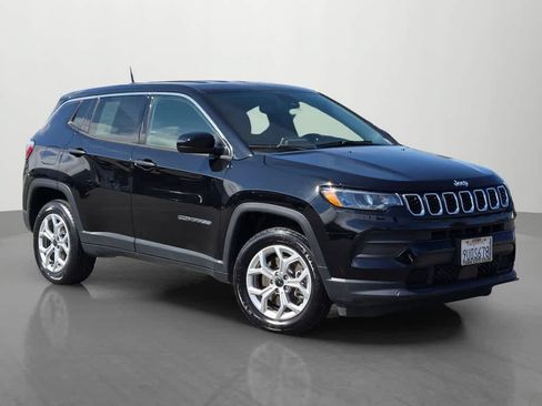 Used 2025 Jeep Compass Sport AWD/4WD image 8