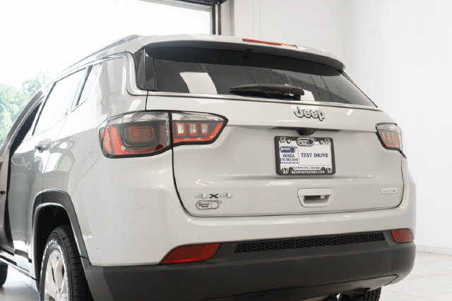 Used 2024 Jeep Compass Latitude AWD/4WD image 27