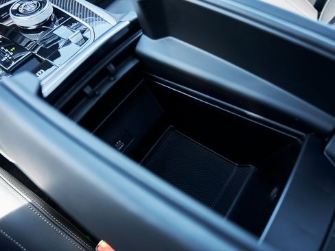 Used 2026 BMW ALPINA XB7 ALPINA XB7 image 79