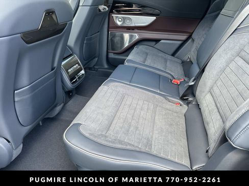 New 2026 Lincoln Nautilus Black Label AWD/4WD image 10
