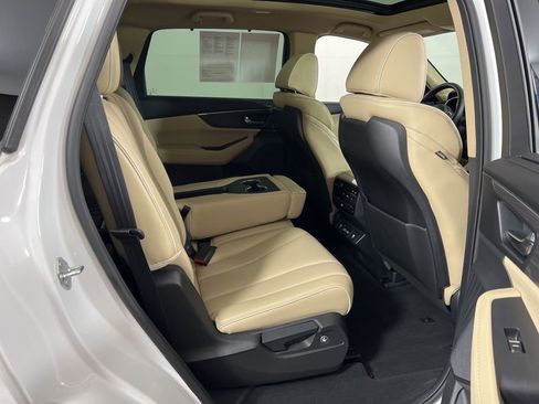 Certified 2023 Acura MDX SH-AWD w/ Advance Package image 13