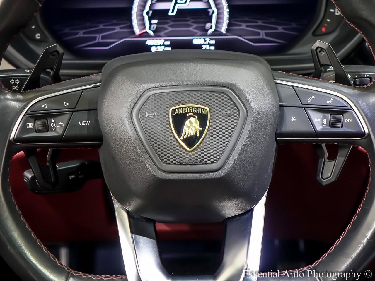 Used 2021 Lamborghini Urus AWD/4WD image 19