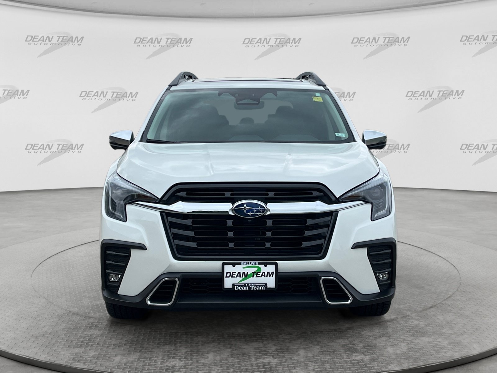 Certified 2023 Subaru Ascent Touring AWD/4WD image 2