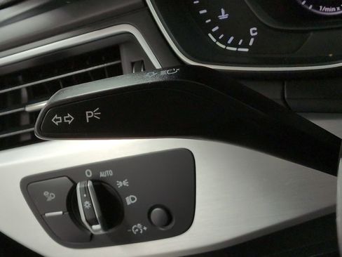 Used 2018 Audi S5 Premium Plus w/ Navigation Package image 28