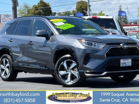 Used 2021 Toyota RAV4 SE w/ Weather & Moonroof Package AWD/4WD image 1