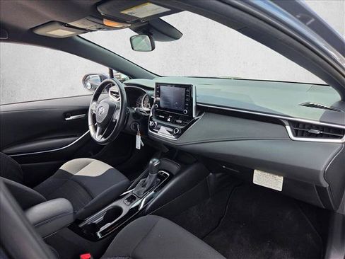 Used 2020 Toyota Corolla SE w/ Carpet Mat Package (TMS) FWD image 17