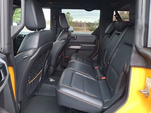 Used 2022 Ford Bronco Badlands image 10