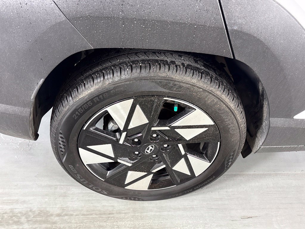 Used 2025 Hyundai Kona SEL FWD image 10