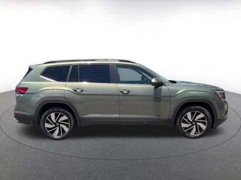 Used 2026 Volkswagen Atlas SE FWD image 15