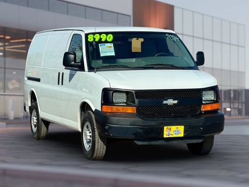Used 2014 Chevrolet Express 2500 RWD image 1