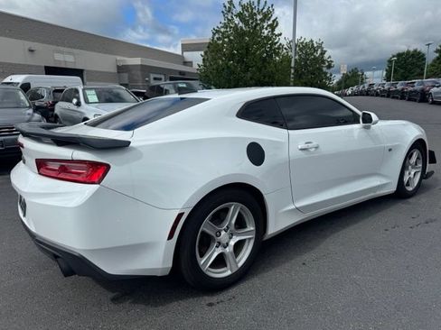 Used 2017 Chevrolet Camaro LT RWD image 22