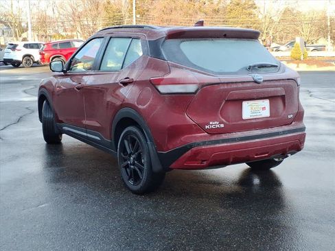 Used 2024 Nissan Kicks SR w/ SR Premium Package image 7
