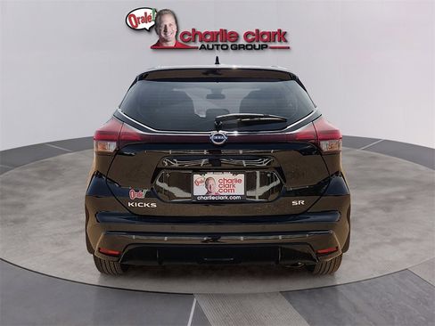 Used 2023 Nissan Kicks SR w/ SR Premium Package image 4