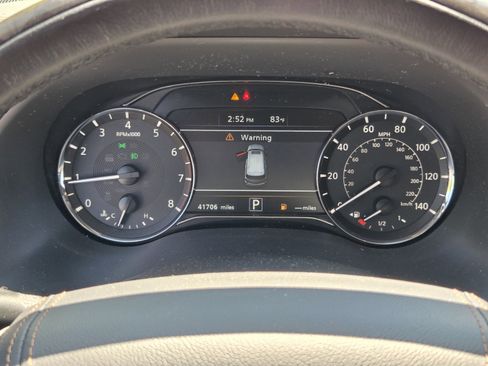 Used 2024 INFINITI QX80 Sensory image 23