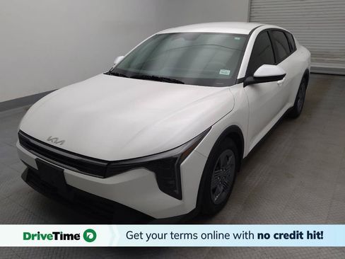 Used 2025 Kia K4 FWD image 1