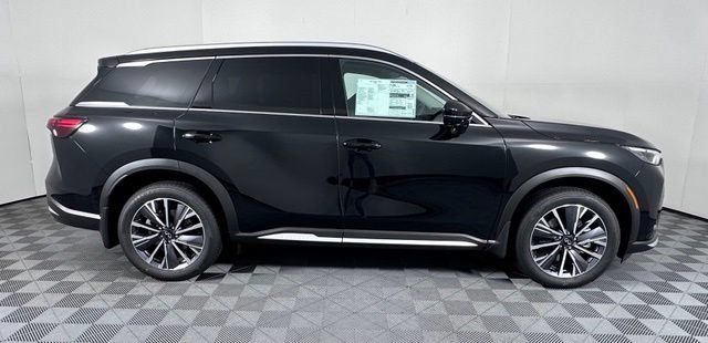 Certified 2026 INFINITI QX60 Luxe w/ Cargo Package FWD image 8