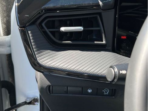 Used 2025 Nissan Kicks SR FWD image 20
