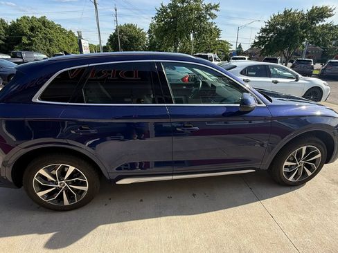 Used 2021 Audi Q5 2.0T Premium Plus w/ Premium Plus Package AWD/4WD image 6