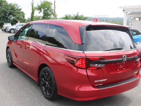 Used 2023 Honda Odyssey Sport image 6