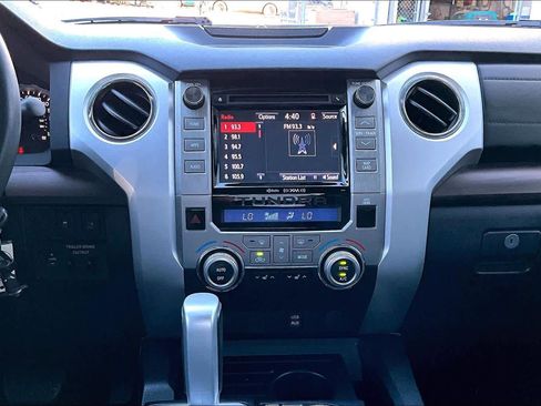 Used 2018 Toyota Tundra Limited image 7