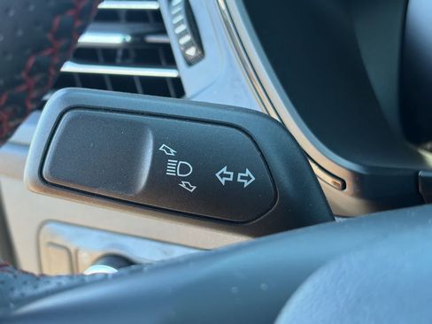 Used 2024 Ford Escape ST-Line AWD/4WD image 17