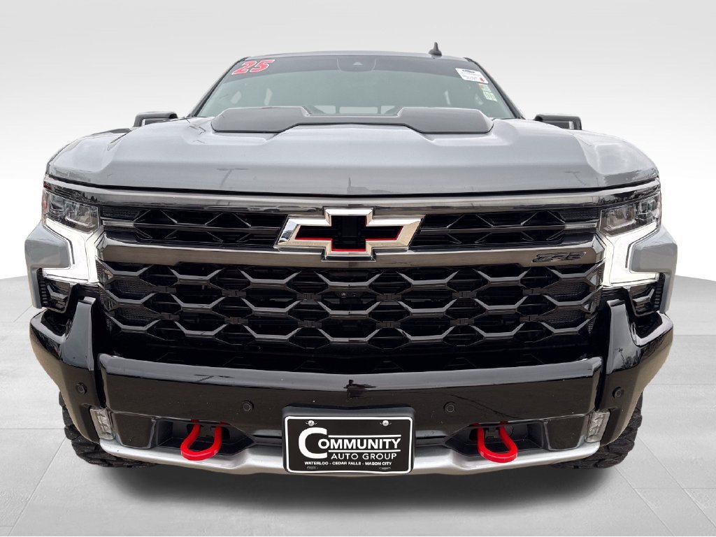 Used 2025 Chevrolet Silverado 1500 ZR2 w/ Technology Package AWD/4WD image 11