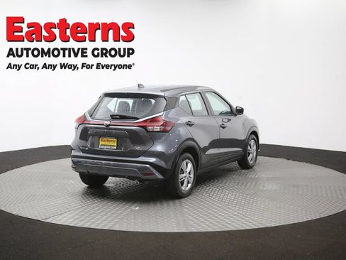 Used 2023 Nissan Kicks S FWD image 38