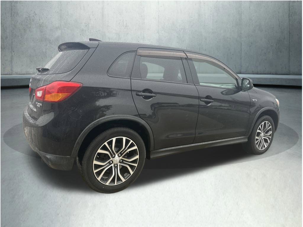 Used 2017 Mitsubishi Outlander Sport ES FWD image 5