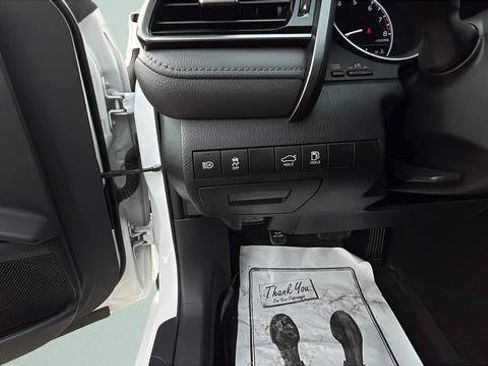 Used 2024 Toyota Camry LE image 21