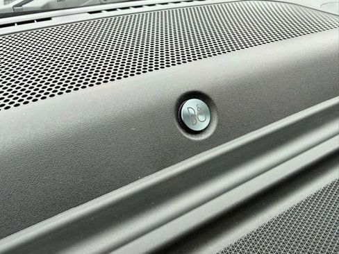 Certified 2022 Ford F150 XLT w/ Equipment Group 302A High image 28