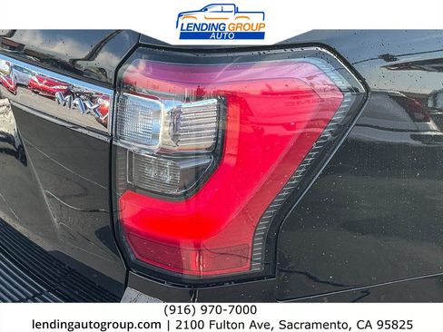 Used 2018 Ford Expedition Max Limited image 8