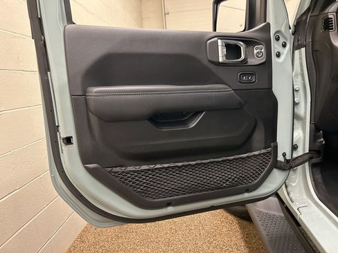 Used 2023 Jeep Wrangler Unlimited Sahara w/ Cold Weather Group image 13