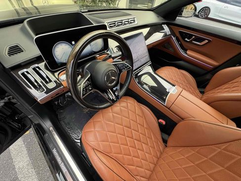 Used 2022 Mercedes-Benz S 500 4MATIC image 3