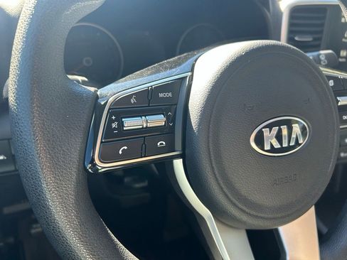 Used 2022 Kia Sportage LX image 20