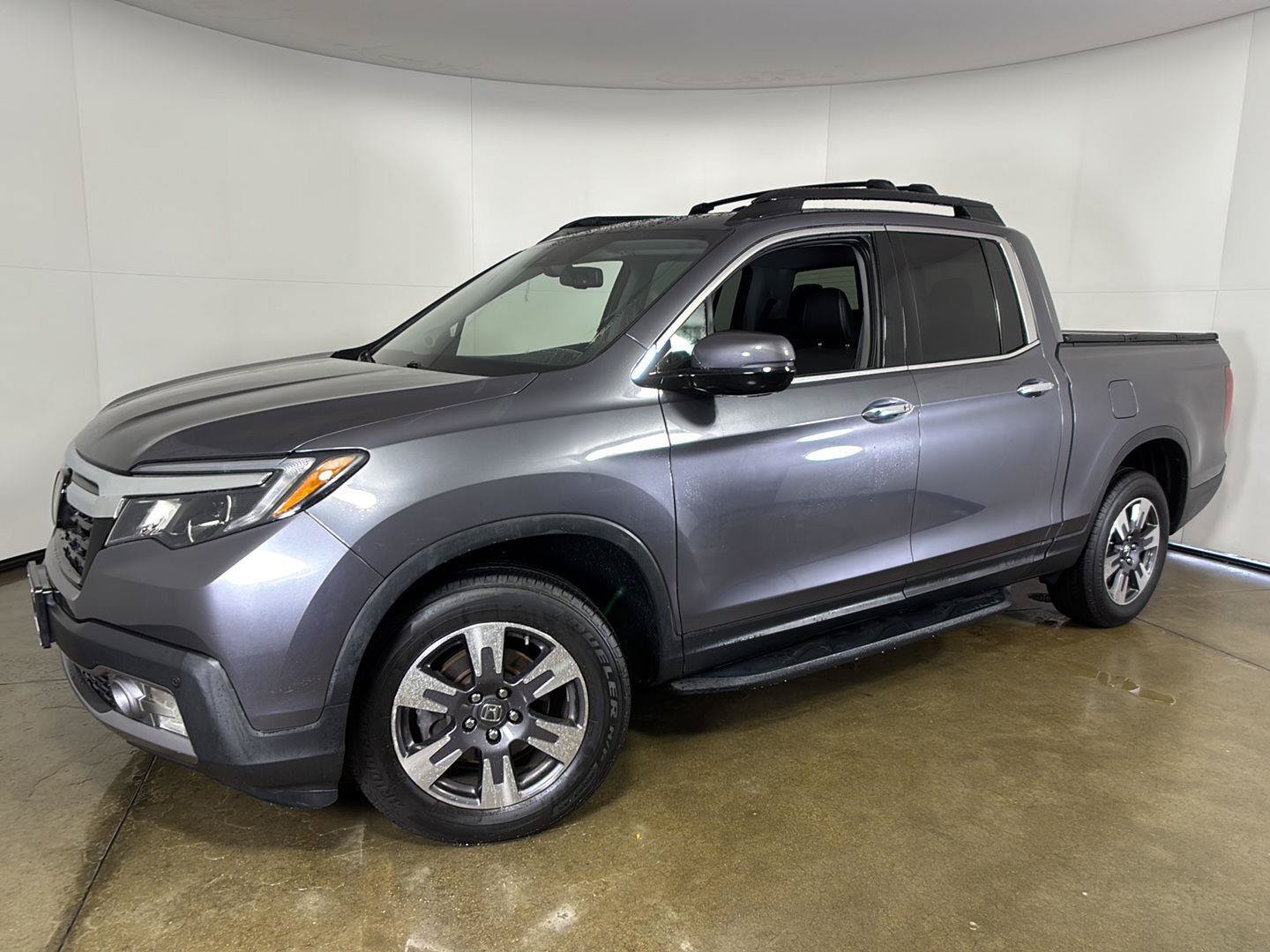 Used 2017 Honda Ridgeline RTL-E image 1